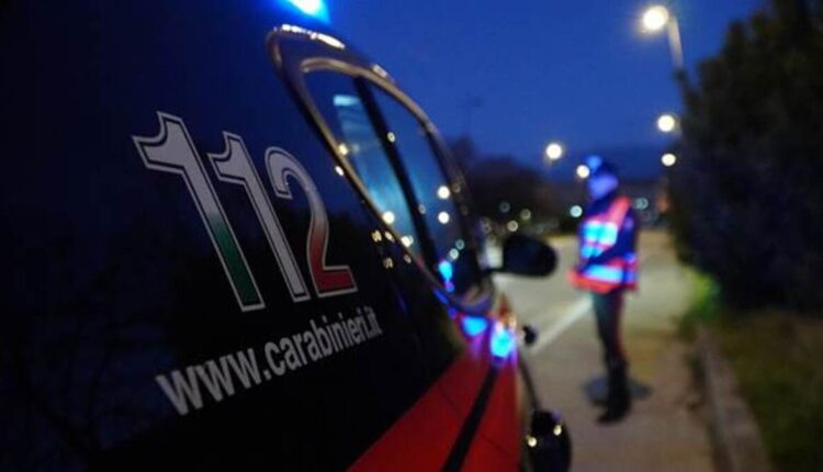 Aversa, evade dai domiciliari e rapina un 18enne: Arrestato 27enne