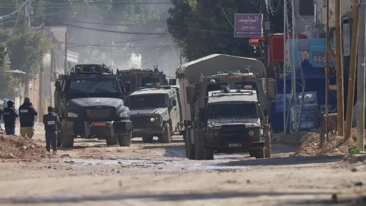 Jenin, colpi di avvertimento dell’IDF durante visita diplomatica: proteste internazionali e condanna dell’Italia.