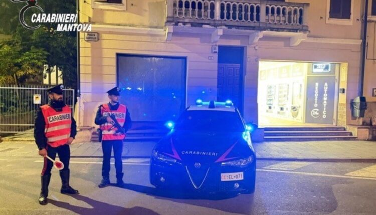 Suzzara, controlli straordinari dei Carabinieri: Denunce per ricettazione e guida in stato di ebbrezza