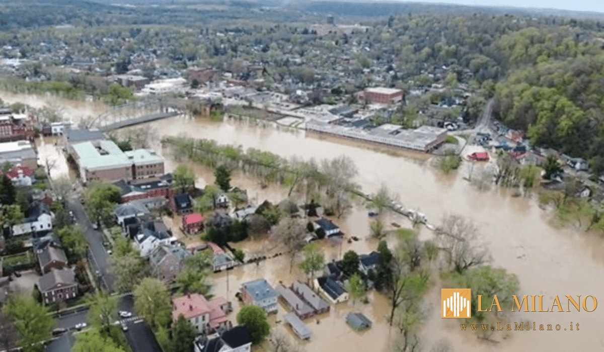 Fiumi in piena e città sommerse: il maltempo flagella gli Stati Uniti