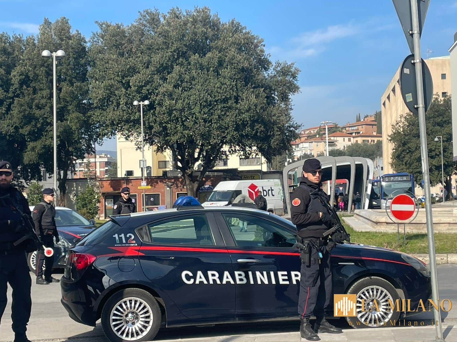 Perugia, aggredisce carabinieri e controllori su un autobus: Arrestato 36enne