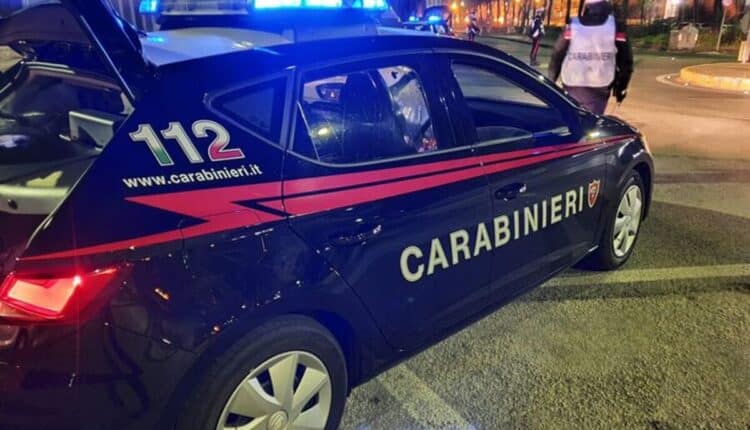 Ponte, i Carabinieri smascherano 5 truffatori digitali