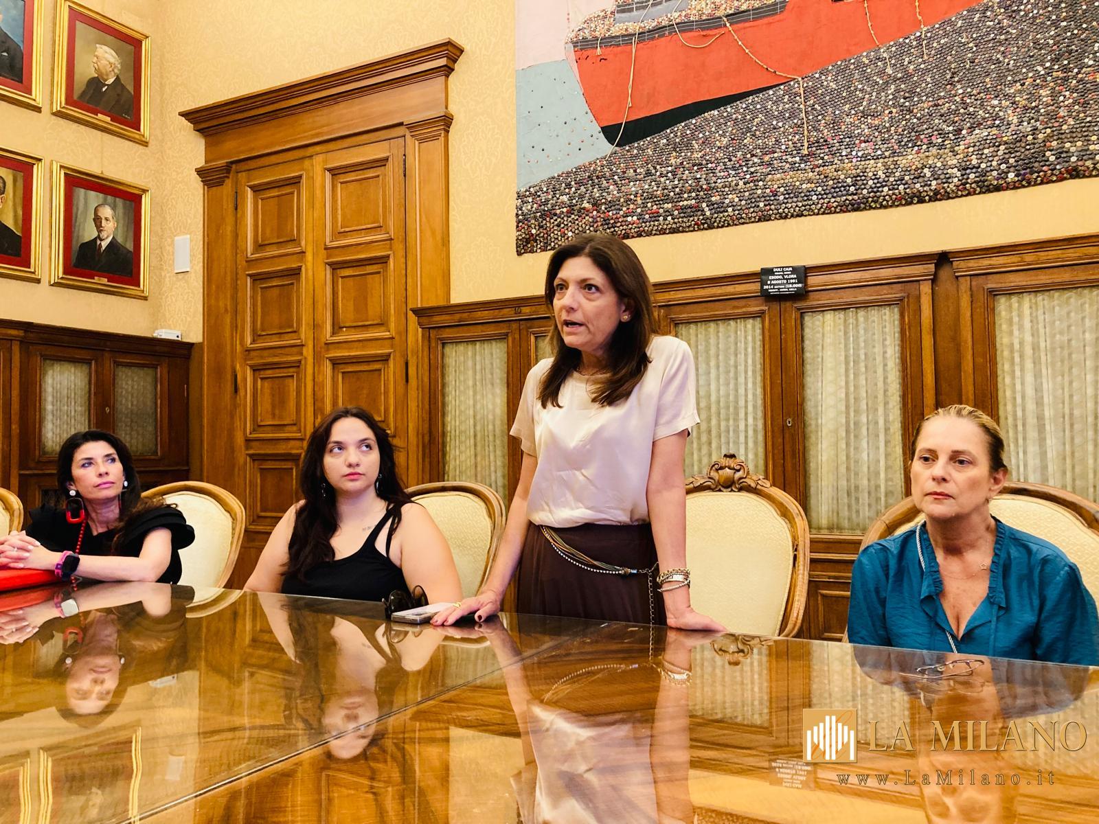 Bari, parte “Emphilìa”: laboratori, tutoraggio e volontariato per contrastare solitudine e disagio giovanile