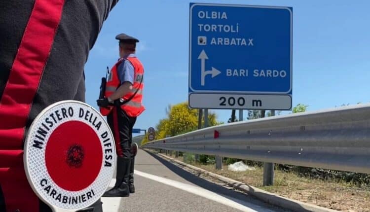 Arrestato a Bari Sardo un 26enne per tentata estorsione aggravata ai danni della nonna