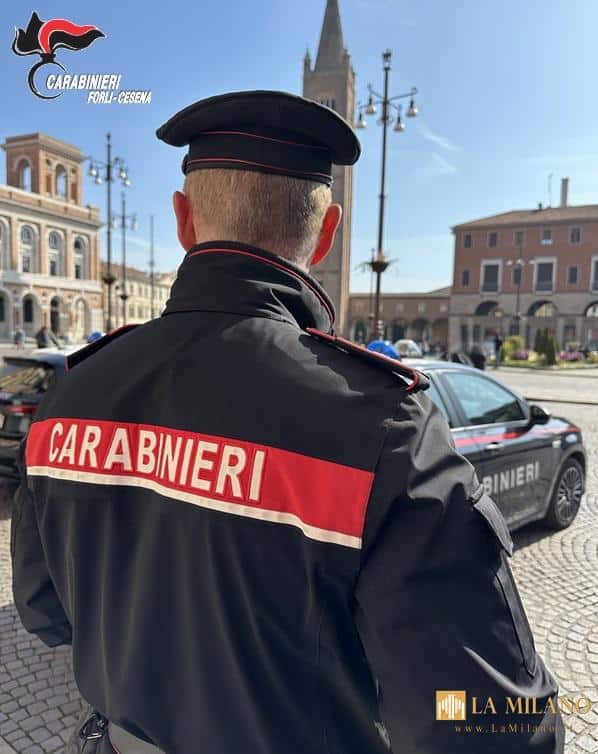 Prometteva posti di lavoro al Ministero della Difesa: denunciato falso Ufficiale dell’Arma a Forlì-Cesena