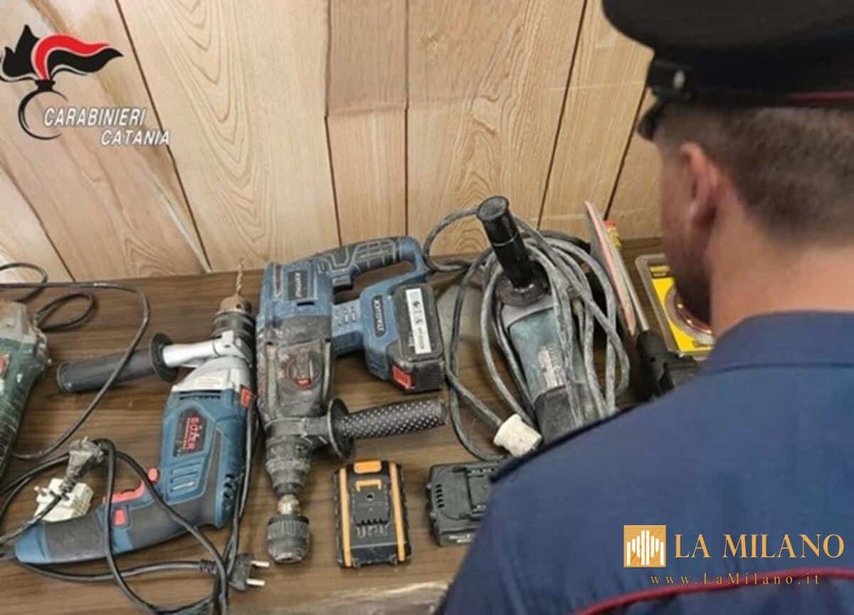 Catania, ruba attrezzi da lavoro in un B&B: 42enne sorpresa e bloccata dai Carabinieri