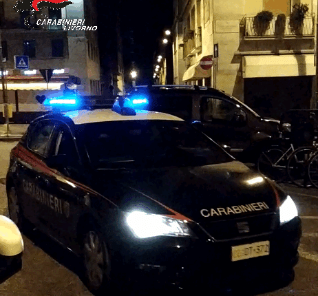 Livorno, danneggiano un camper parcheggiato: Denunciati 3 individui