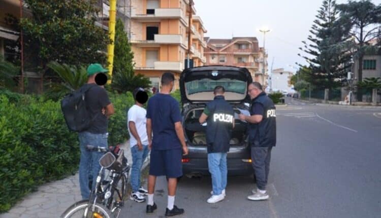 Maxi operazione di Polizia tra Cirò e Cirò Marina: Controlli a tappeto, un arresto e sequestro di oro