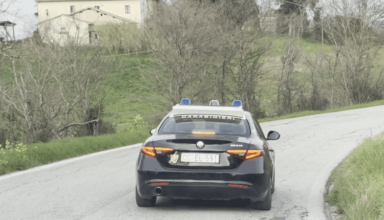 Montefano, tampona l’ex e tenta di investirlo: Denunciata 27enne