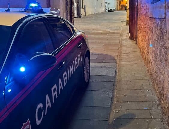 Spoleto, arrestato 35enne per rapina: era in affidamento ai servizi sociali