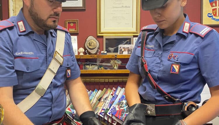 Controlli tra San Giorgio a Cremano ed Ercolano: arma con colpo in canna, due denunce e un arresto per droga