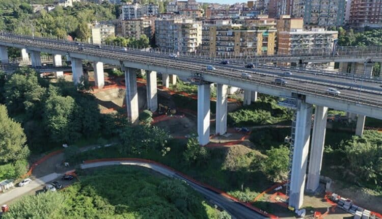 Dramma sulla Tangenziale di Napoli: 40enne salvato dalla Polizia