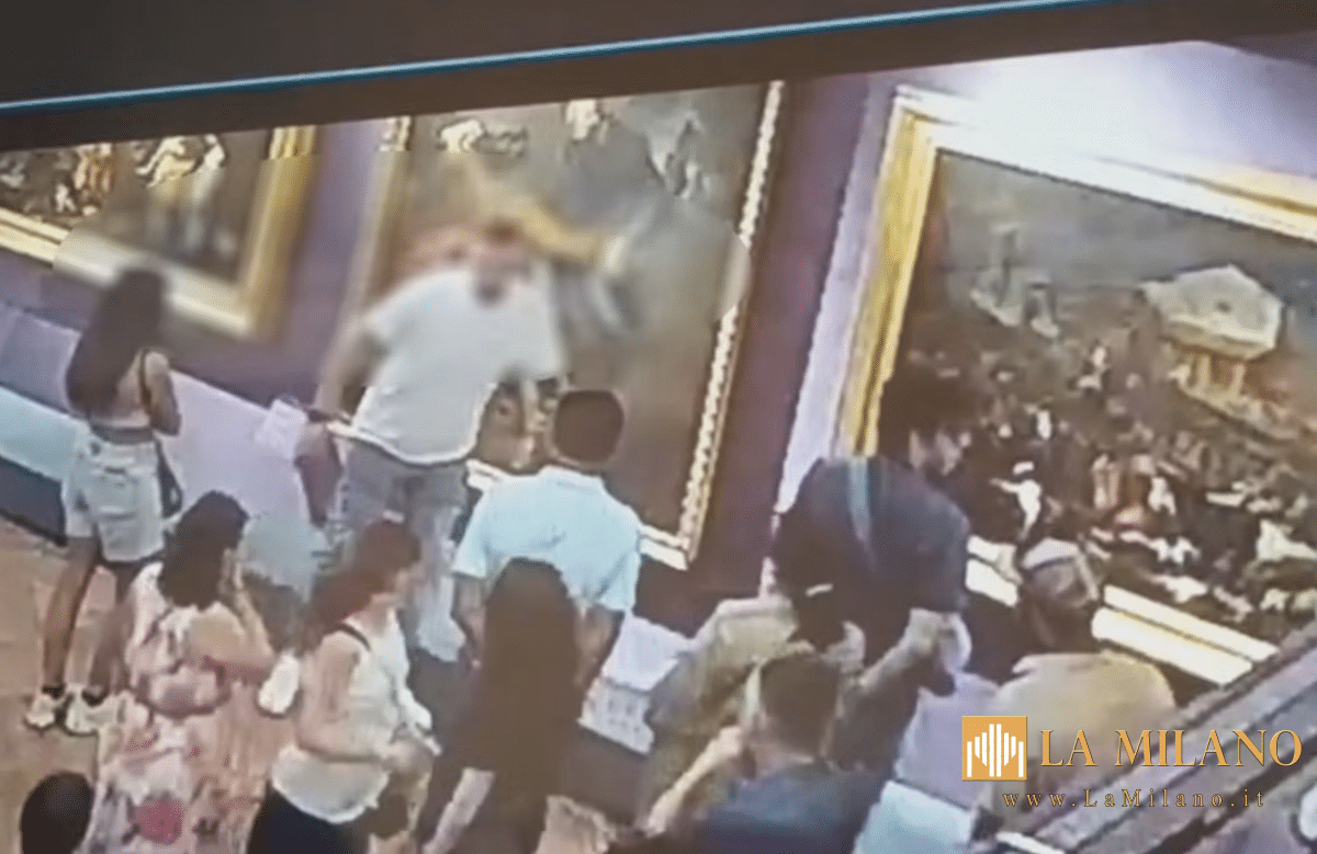 Uffizi, turista danneggia dipinto seicentesco durante un selfie