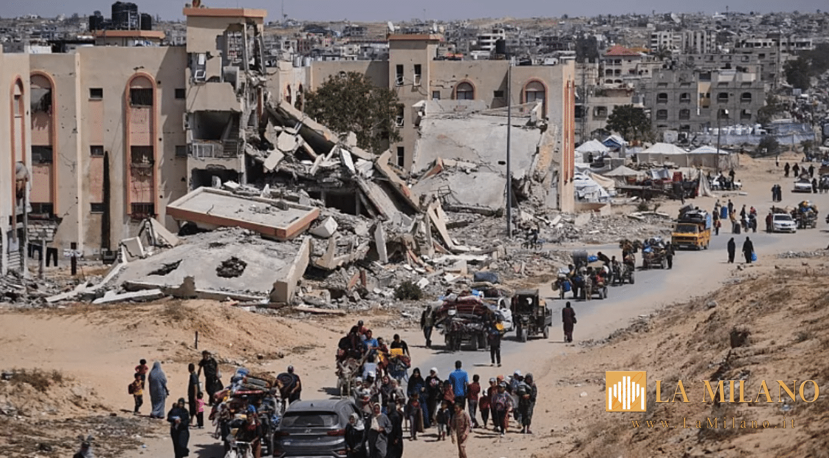 Israele sospende aiuti a Gaza dopo sparatorie; la CIA conferma danni gravi ai siti iraniani