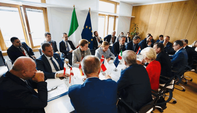 Consiglio europeo, Meloni guida riunione informale sui rimpatri: focus su soluzioni innovative per la gestione migratoria