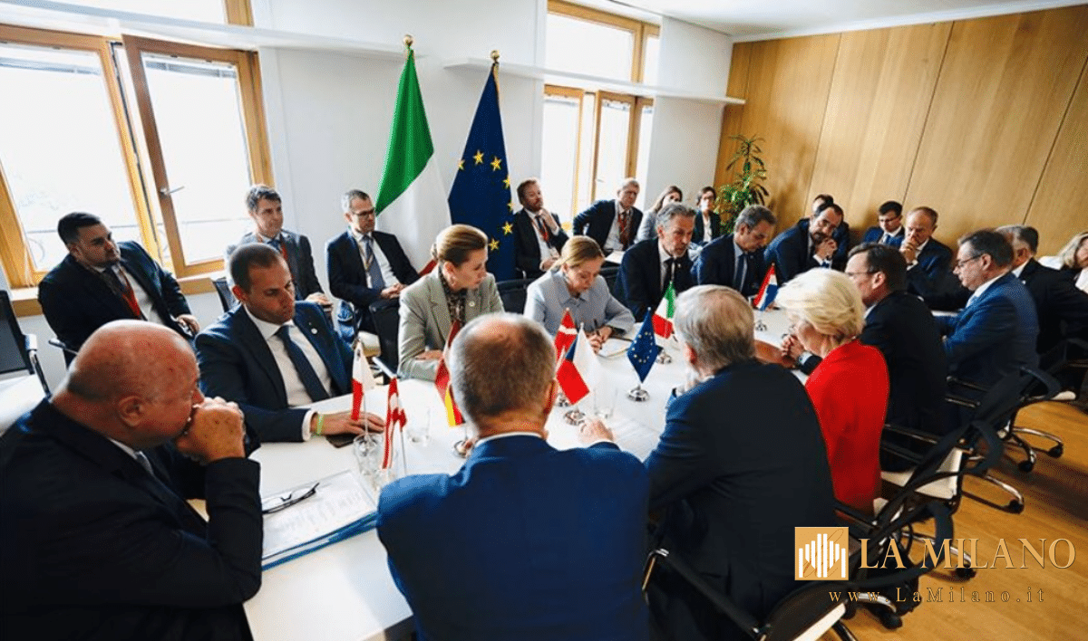 Consiglio europeo, Meloni guida riunione informale sui rimpatri: focus su soluzioni innovative per la gestione migratoria