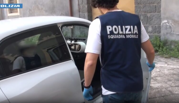 Catania, 3 kg di cocaina nascosti sotto il sedile: Arrestato 33enne