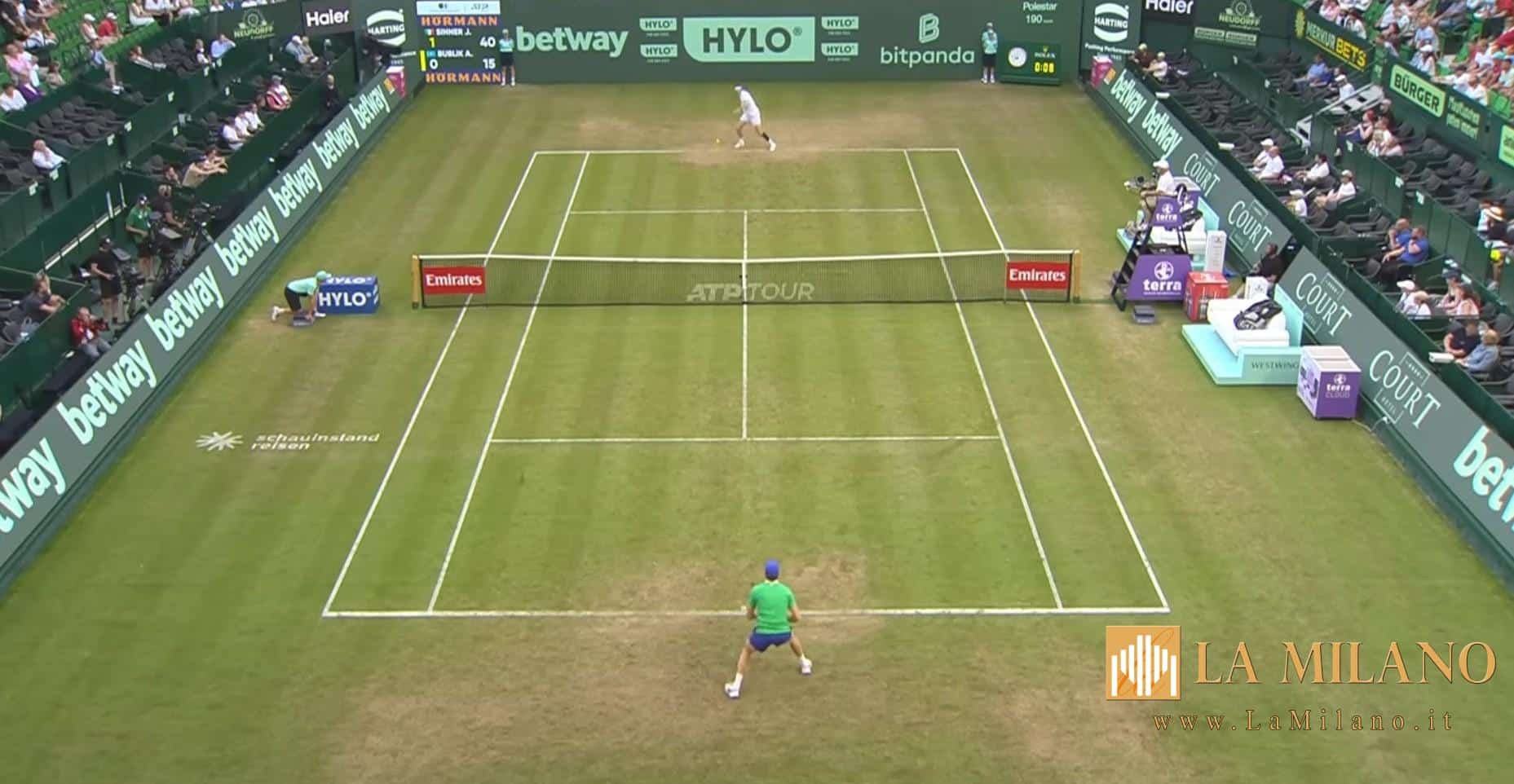 Tennis: Sinner sconfitto in tre set da Bublik nell'ATP 500 di Halle