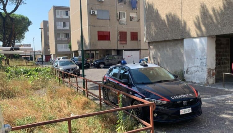 Napoli, sgomberata roccaforte del clan De Martino: Sequestrati 16 immobili comunali