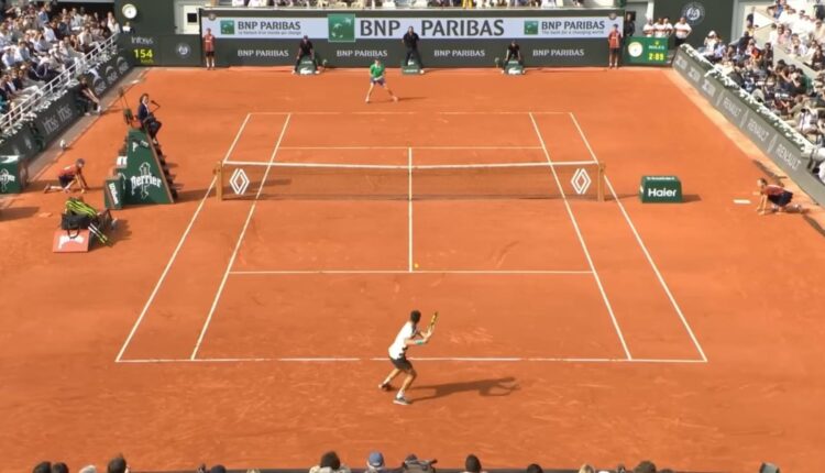 Roland Garros: Sinner e Alcaraz regalano una finale clamorosa. Lo spagnolo vince per il secondo anno consecutivo