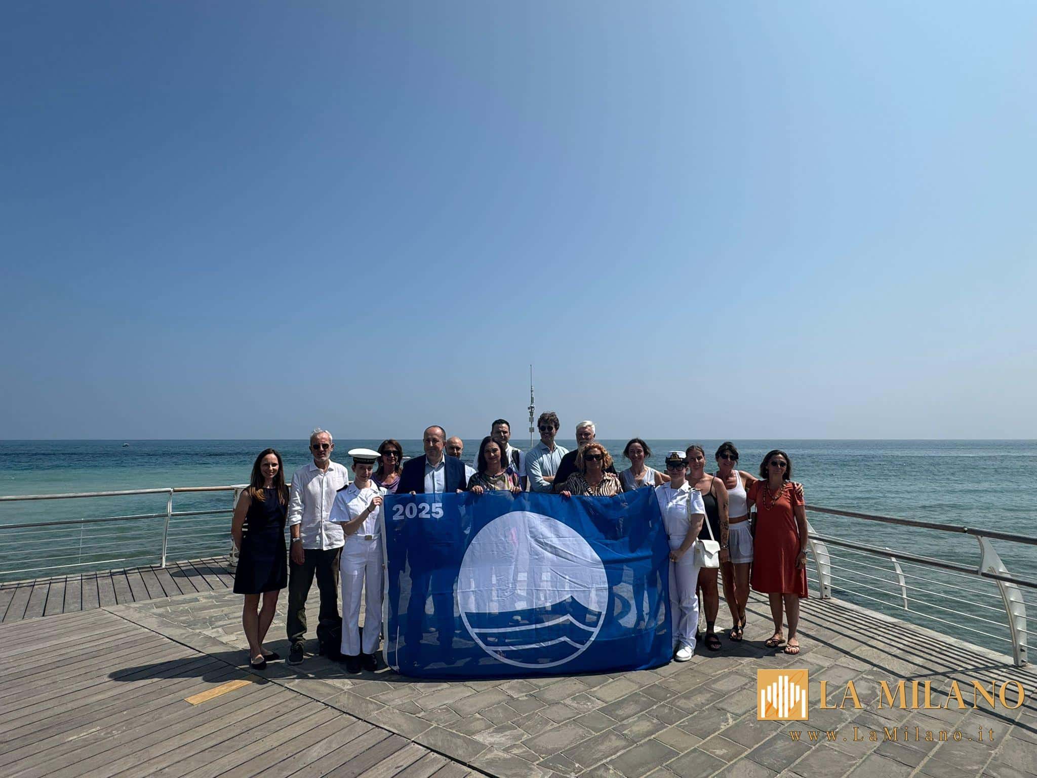 Al Moletto di Pesaro sventola la Bandiera Blu per il 21° anno consecutivo