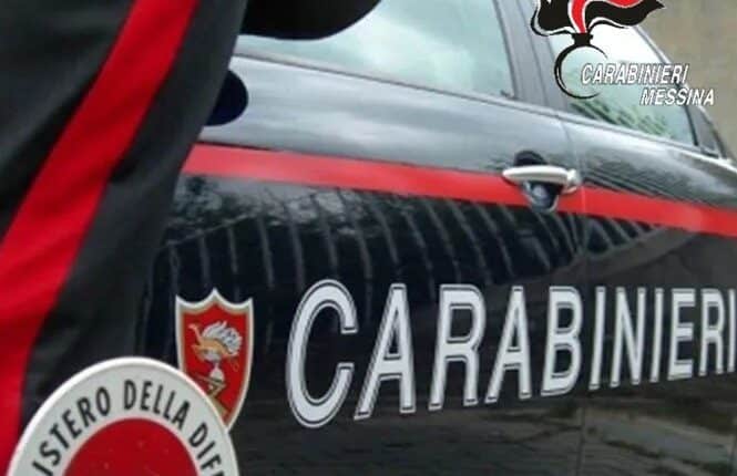 Aggredisce l’ex e le ruba il cellulare: arrestato a Messina un 49enne già evaso dai domiciliari