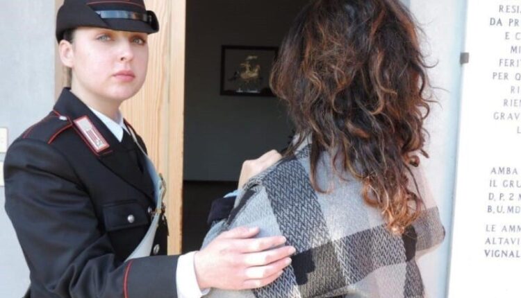 Piazza al Serchio, arrestato per stalking: Viola ripetutamente il divieto di avvicinamento