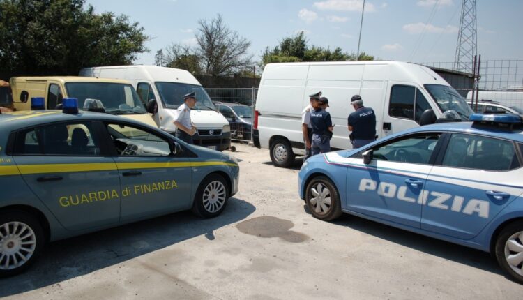 Bloccati gli scafisti degli sbarchi a Roccella Jonica: sei fermi della Polizia di Stato