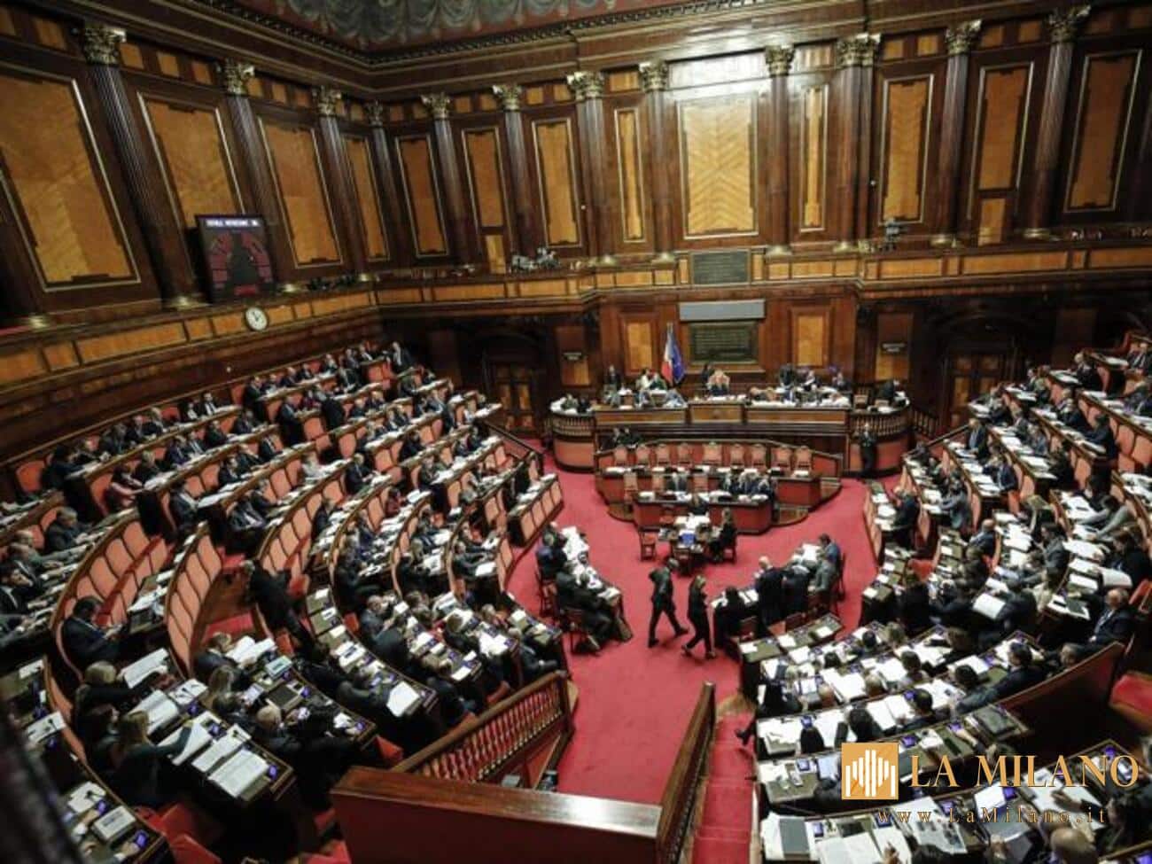 Dl Sicurezza, oggi il voto finale al Senato: proteste delle opposizioni, il governo pone la fiducia.