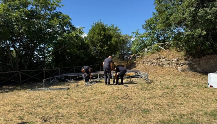 Ancona, il Parco del Cardeto si riaccende con “Quassù al Faro”: musica e circo per l'inaugurazione estiva