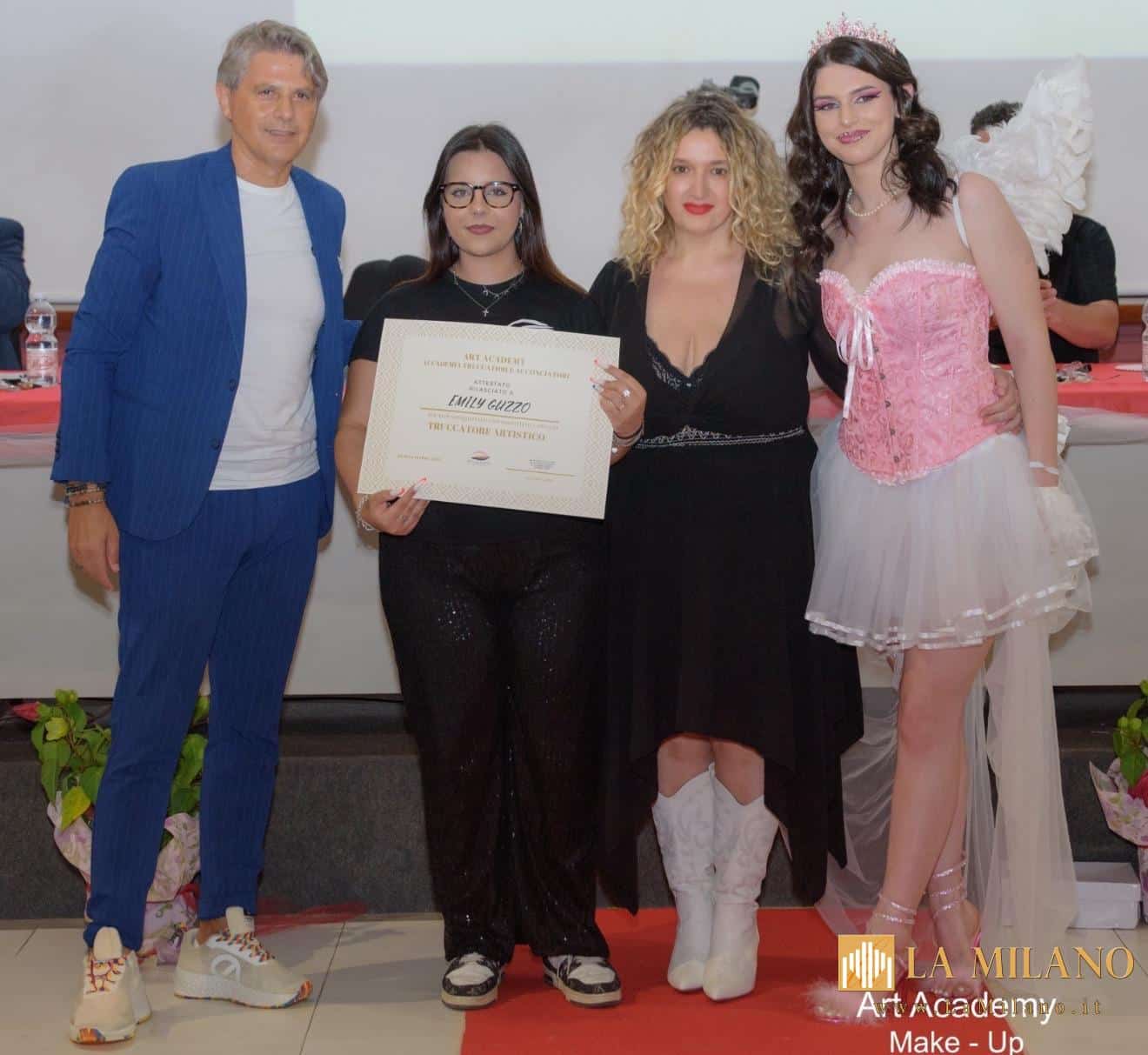 Art Academy Show: lo splendido spettacolo con esame finale per l'Accademia ART ACADEMY di Novara