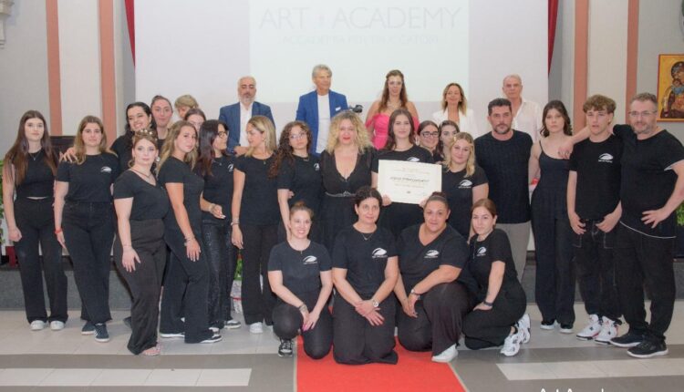 Art Academy Show: lo splendido spettacolo con esame finale per l'Accademia ART ACADEMY di Novara