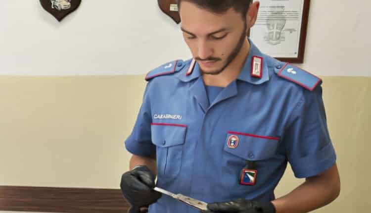 Bologna, tenta rapina con coltello al mercato Albani: Arrestato 57enne