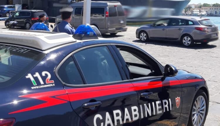 Napoli, 41enne arrestato con oltre 100 grammi di eroina nel corpo: scoperto e bloccato dai Carabinieri