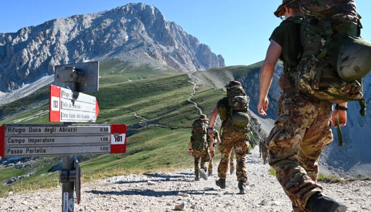 130 giovani aspiranti Alpini conquistano le vette del Gran Sasso