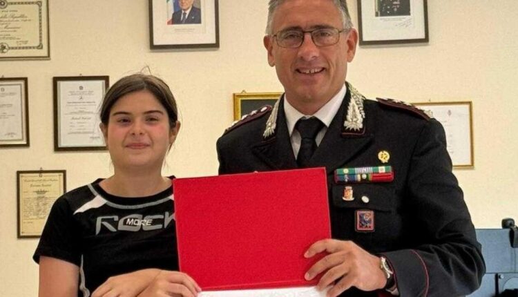 Studentessa di Pontecorvo dona la sua tesina ai Carabinieri: “Da grande voglio diventare Ufficiale”