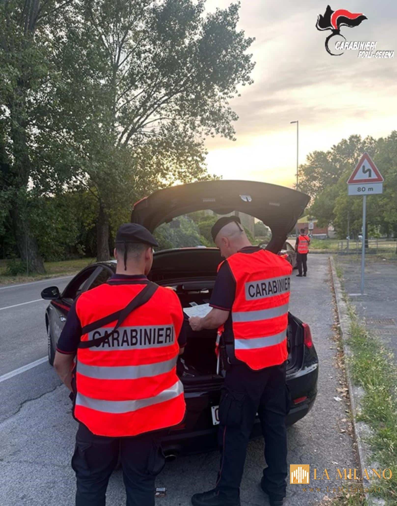 Cesenatico, maxi operazione dei Carabinieri: 13 denunciati per reati vari e droga