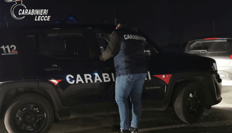 Melendugno, 19enne arrestato per spaccio: Trovato con 100 grammi di cocaina e oltre 2.000 euro in contanti