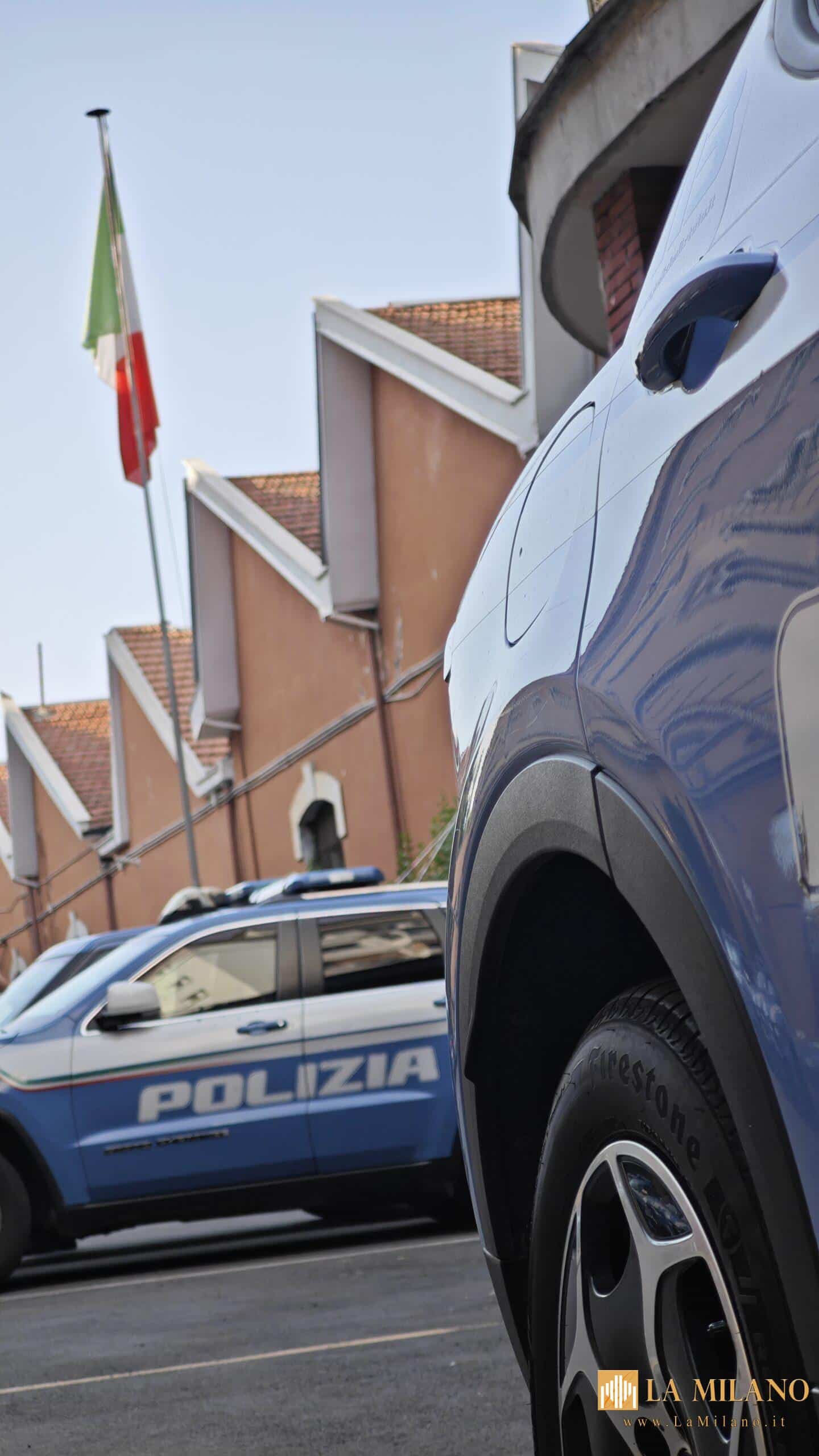 Roma, fratello maggiore tenta di strangolare il fratello dopo una lite: fermato dalla Polizia