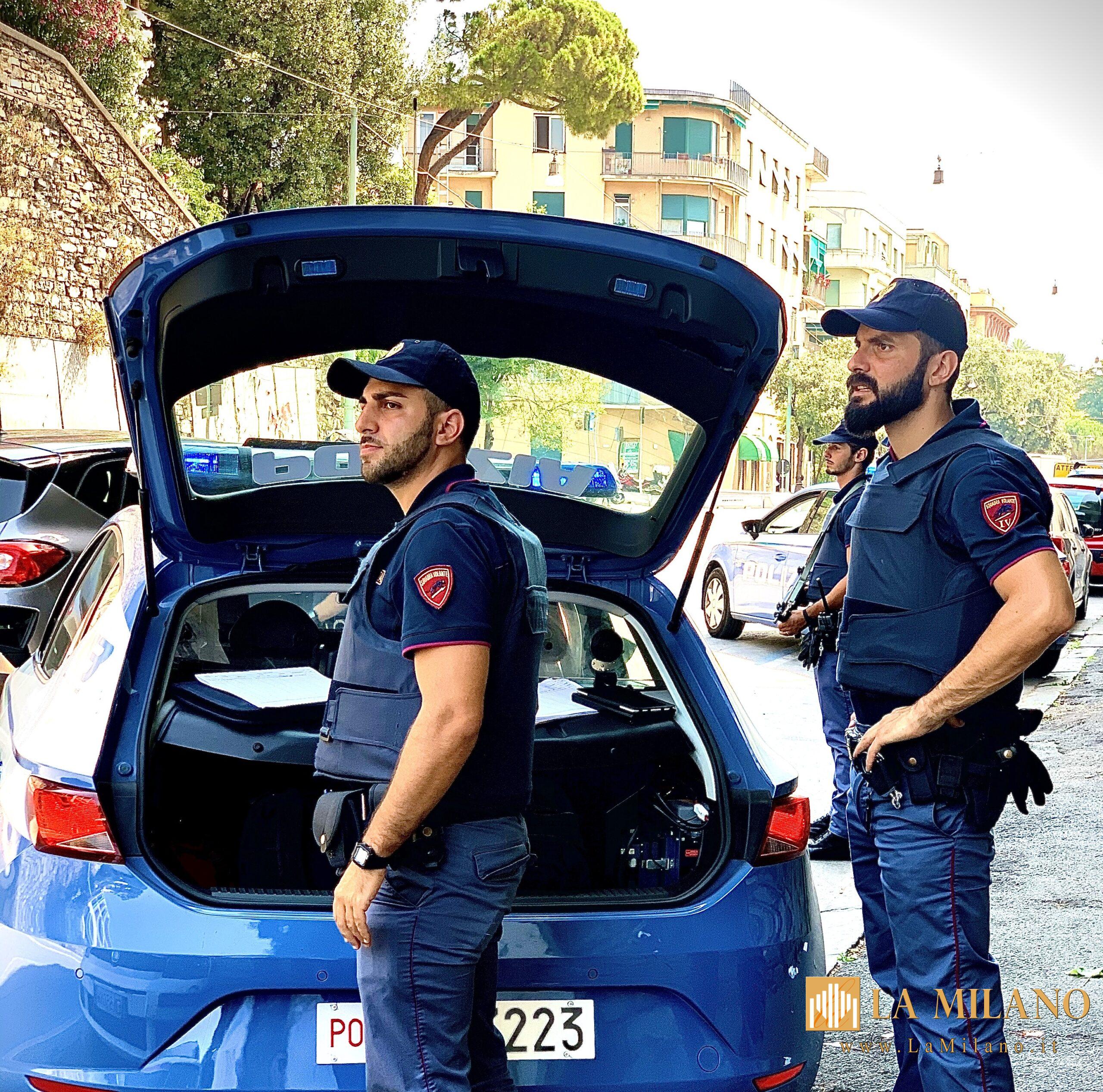 Genova: agente della Polizia di Stato fuori servizio riconosce ricercato e lo fa arrestare.