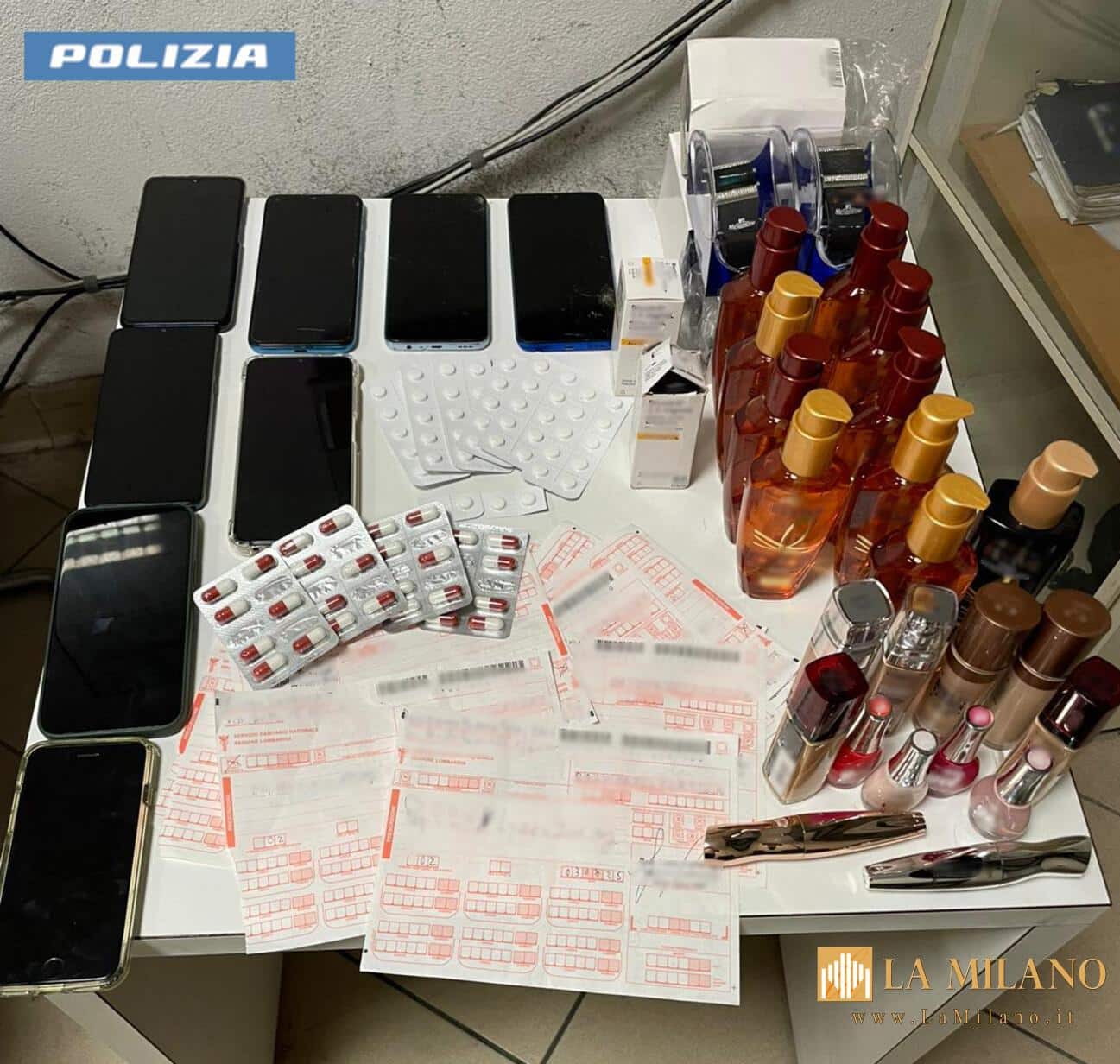 Milano, arrestato per spaccio 46enne: in casa trovati farmaci, refurtiva e ricette rubate