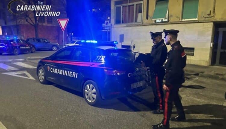Livorno, tre denunce in due giorni: fughe, alcol e resistenza