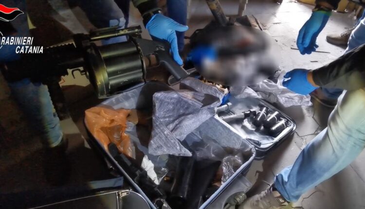 Operazione “Naumachia”: colpo alla mafia catanese, 38 arresti contro il clan Nizza legato alla cosca Santapaola-Ercolano