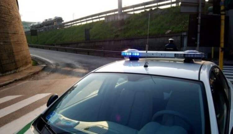 Rimini, arrestato cittadino ricercato per violenza sessuale: Eseguito mandato internazionale