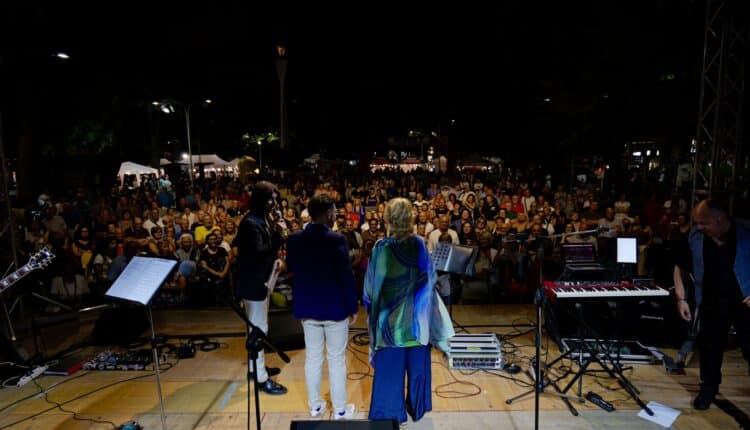 Ascoli Piceno, venerdì 25 luglio torna la Notte Bianca di Porta Maggiore: spettacoli, musica e cultura fino a tarda notte