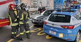 Incendia la moto del fratello a Piazza Mercato, arrestato dalla Polizia di Stato