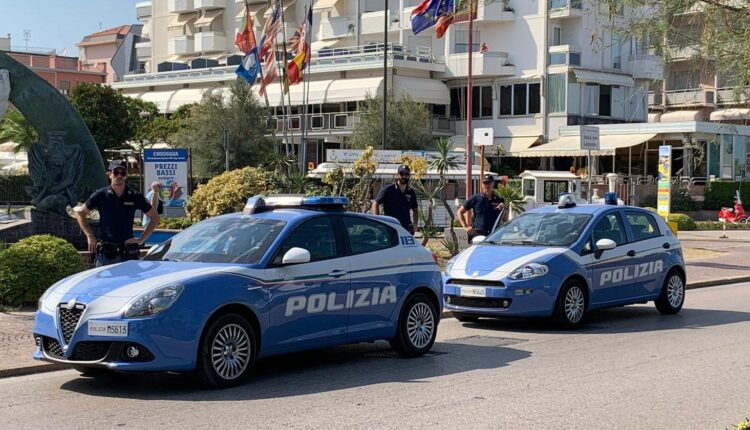 Chioggia, blitz contro il commercio abusivo: sequestrati oltre 170 articoli