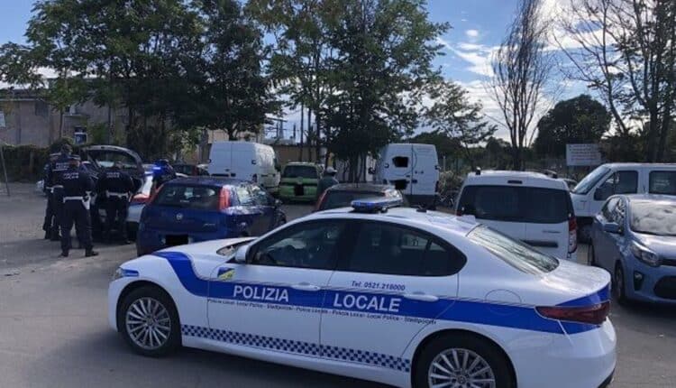 Bologna, blitz nei garage Acer: Sequestrata di droga ed un arresto
