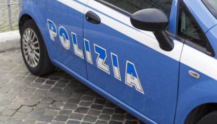 Como, 30enne aggredisce colleghi e poliziotti: Denunciato