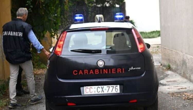 Misilmeri, bimbo di un anno perde i sensi durante la processione: salvato dai Carabinieri